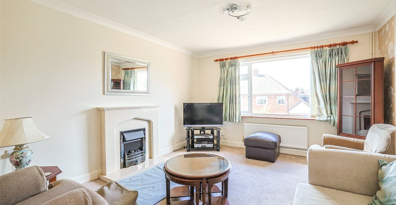 2 bedroom bungalow for sale in Gravesend | Robinson Michael & Jackson