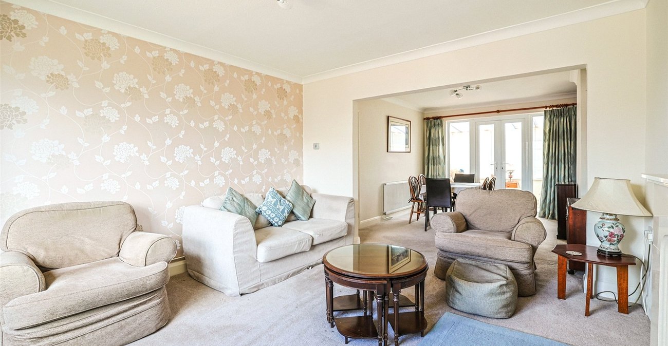 2 bedroom bungalow for sale in Gravesend | Robinson Michael & Jackson
