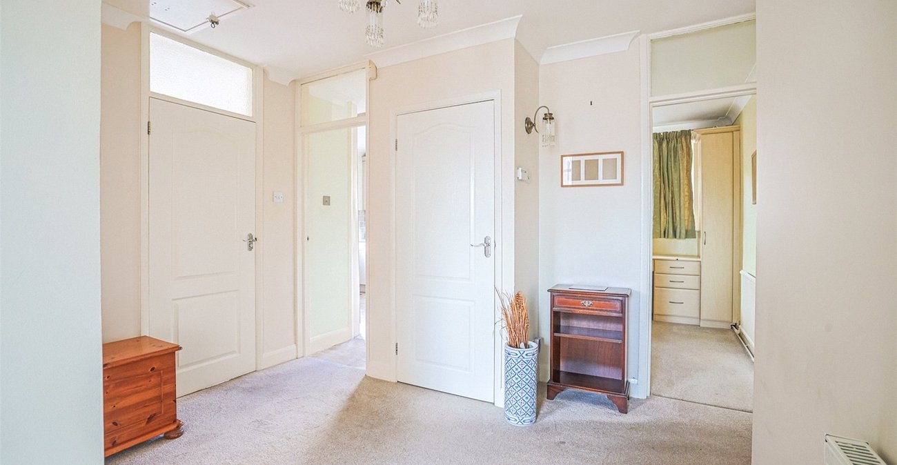 2 bedroom bungalow for sale in Gravesend | Robinson Michael & Jackson