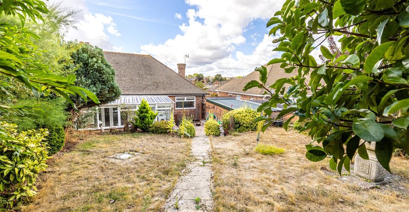2 bedroom bungalow for sale in Gravesend | Robinson Michael & Jackson