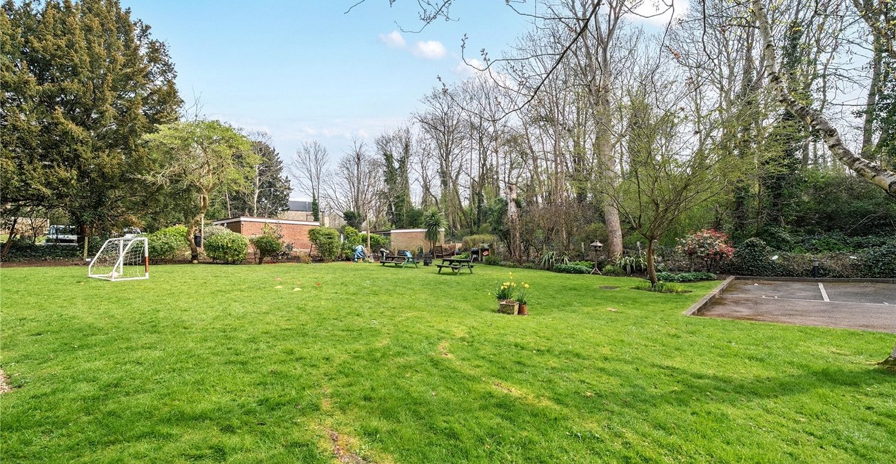 3 bedroom property for sale in 8 Crystal Palace Park Road | Robinson Jackson