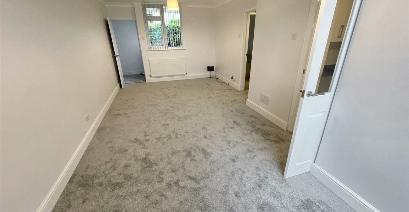 2 bedroom property for sale in Sidcup | Robinson Jackson