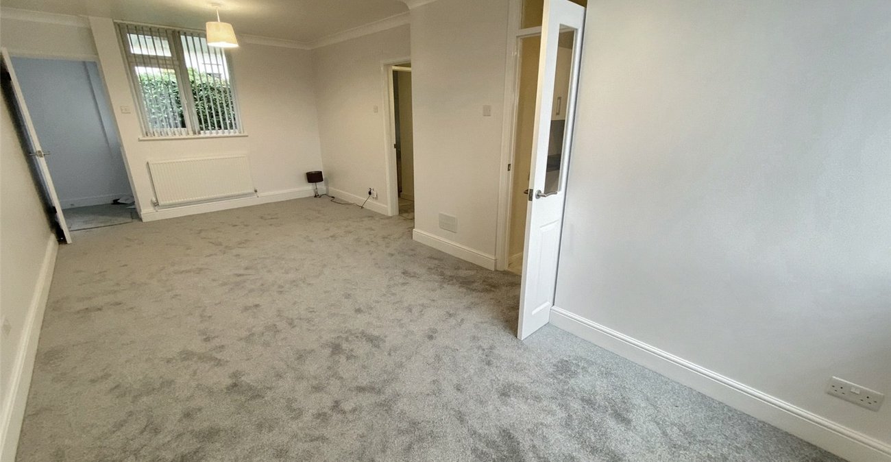 2 bedroom property for sale in Sidcup | Robinson Jackson