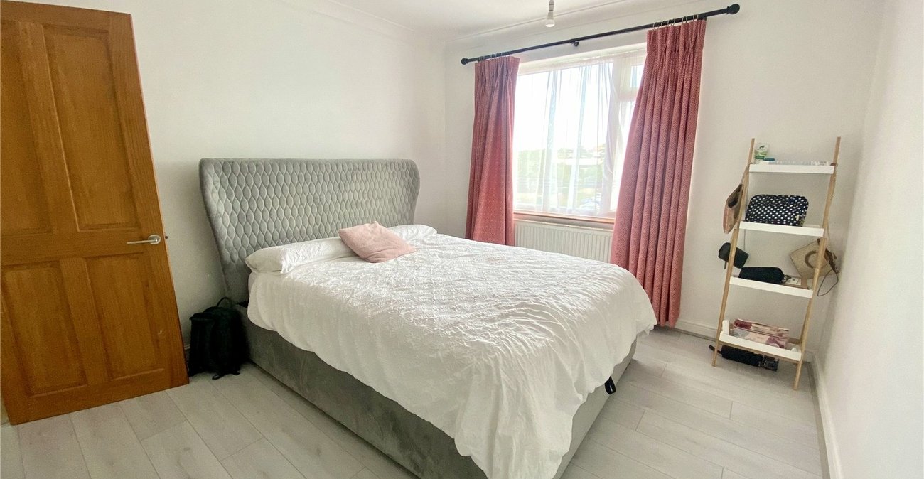 2 bedroom property for sale in Sidcup | Robinson Jackson