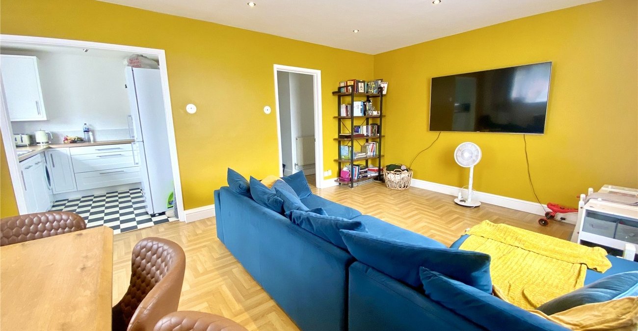 2 bedroom property for sale in Sidcup | Robinson Jackson