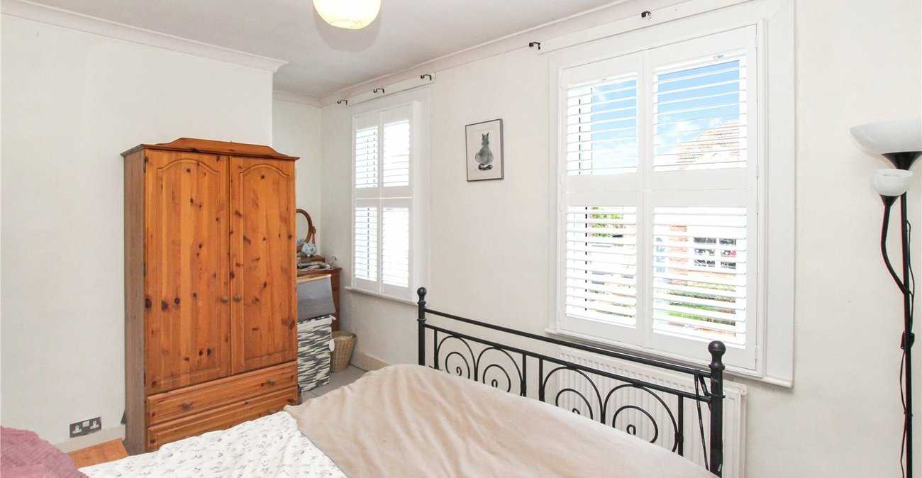 2 bedroom house for sale in Shooters Hill | Robinson Jackson