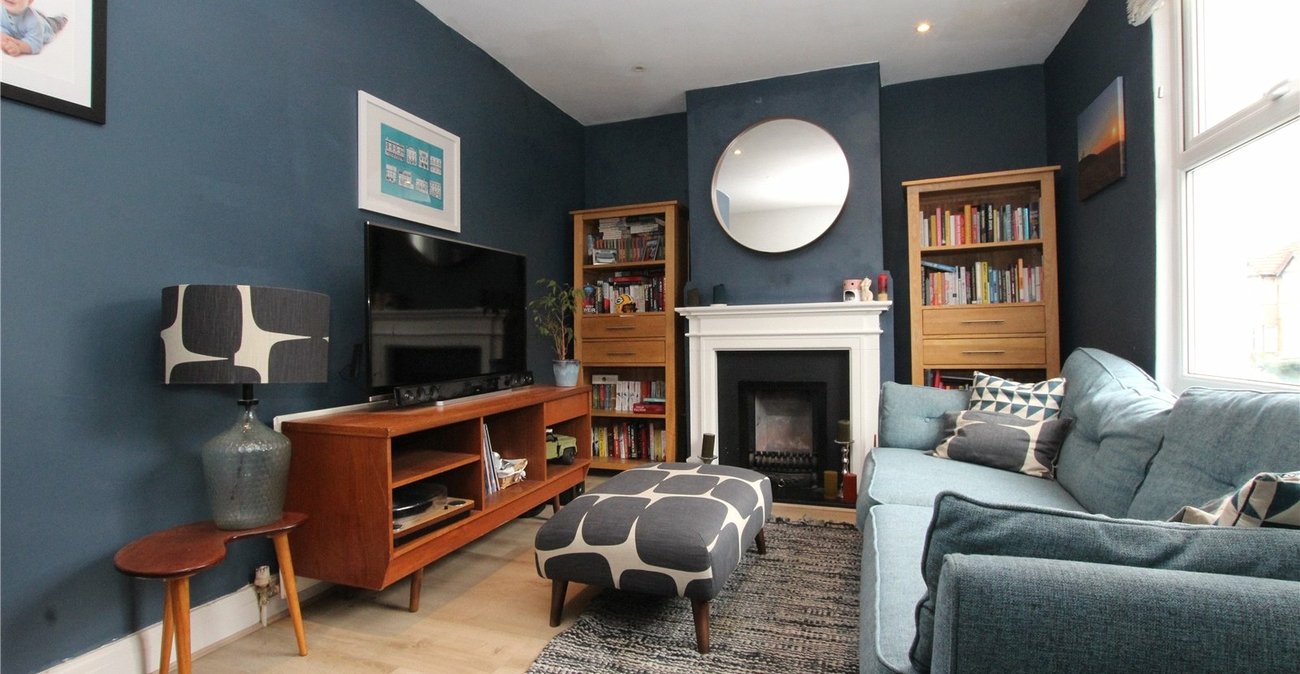 2 bedroom house for sale in Shooters Hill | Robinson Jackson