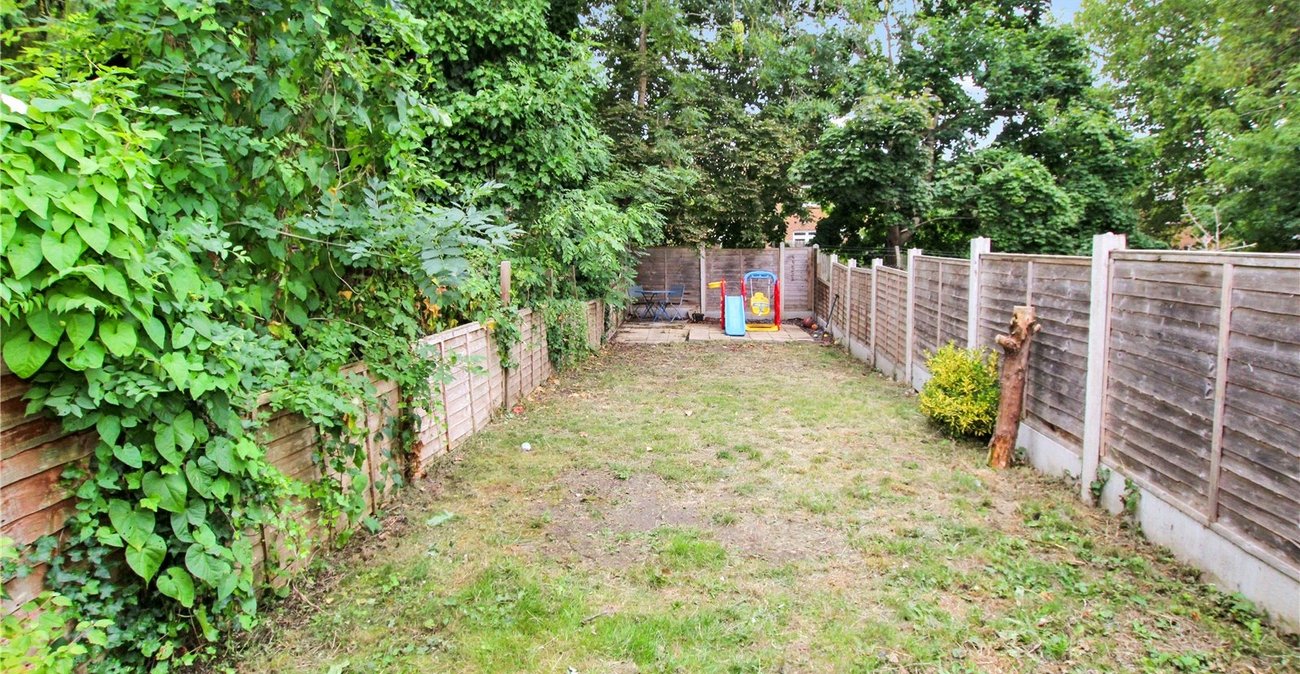 2 bedroom house for sale in Shooters Hill | Robinson Jackson