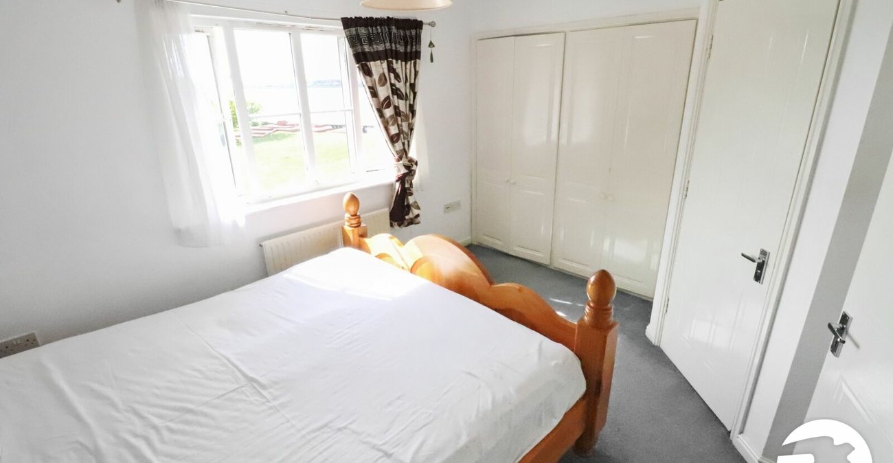 4 bedroom property for sale in London | Robinson Jackson