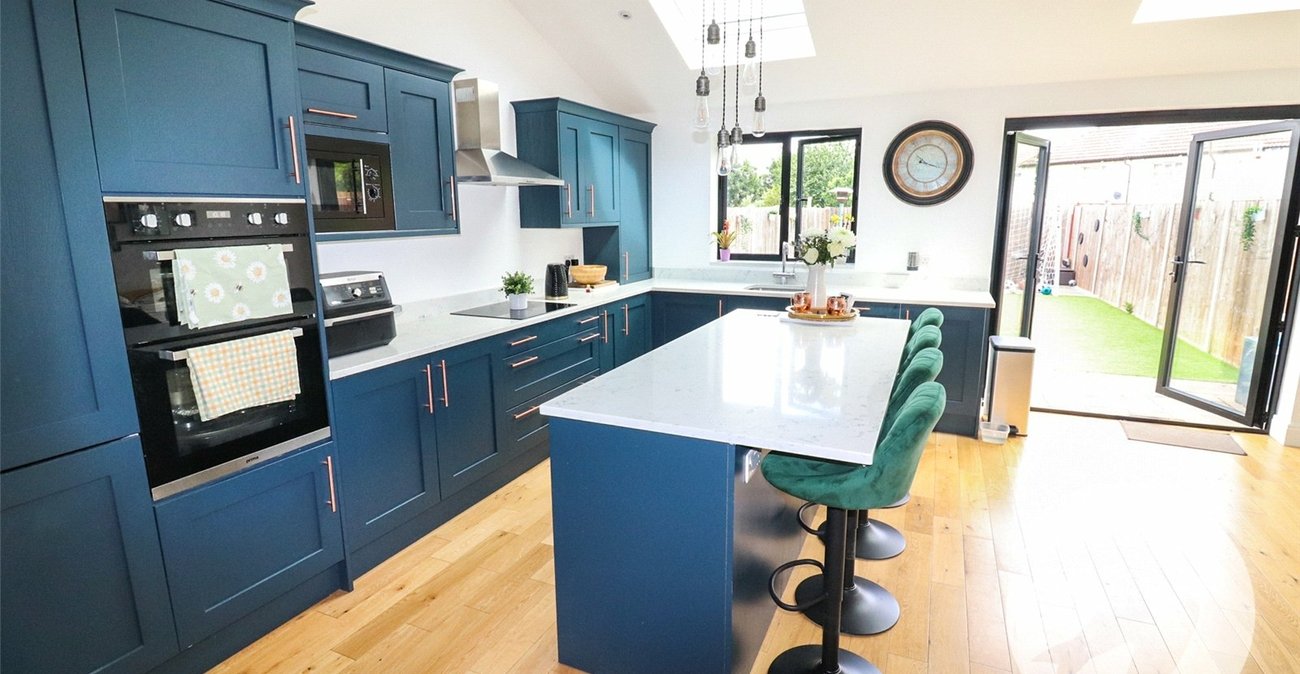 3 bedroom house for sale in Erith | Robinson Jackson