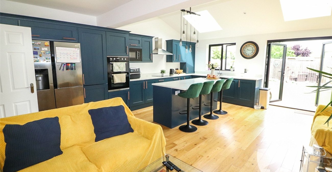 3 bedroom house for sale in Erith | Robinson Jackson