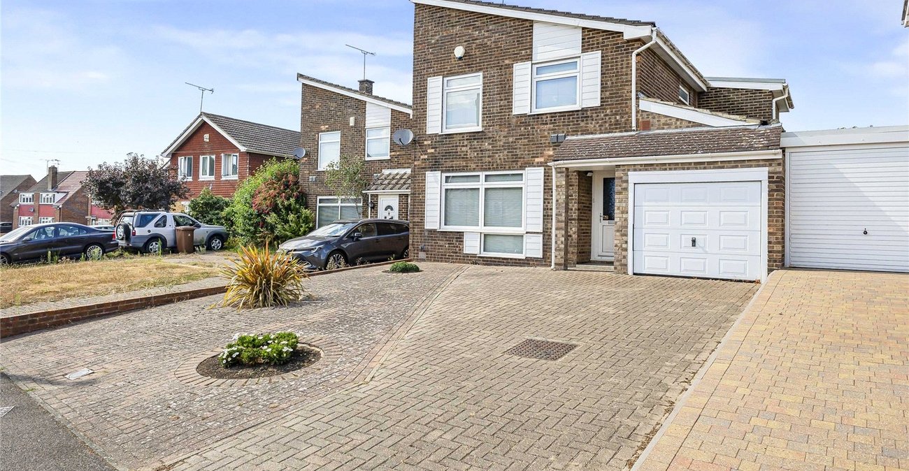 3 bedroom house for sale in Rochester | Robinson Michael & Jackson