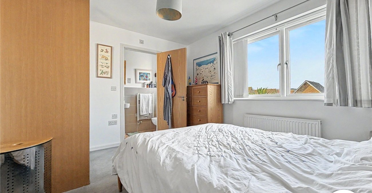 2 bedroom house for sale in St. Marys Island | Robinson Michael & Jackson