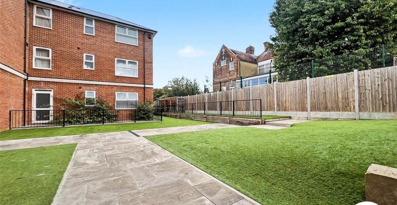 1 bedroom property for sale in Chatham | Robinson Michael & Jackson