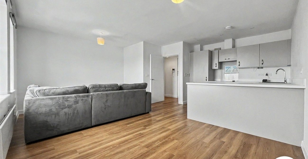 1 bedroom property for sale in Chatham | Robinson Michael & Jackson