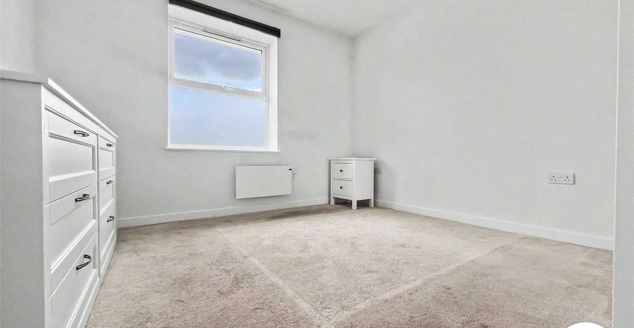 1 bedroom property for sale in Chatham | Robinson Michael & Jackson