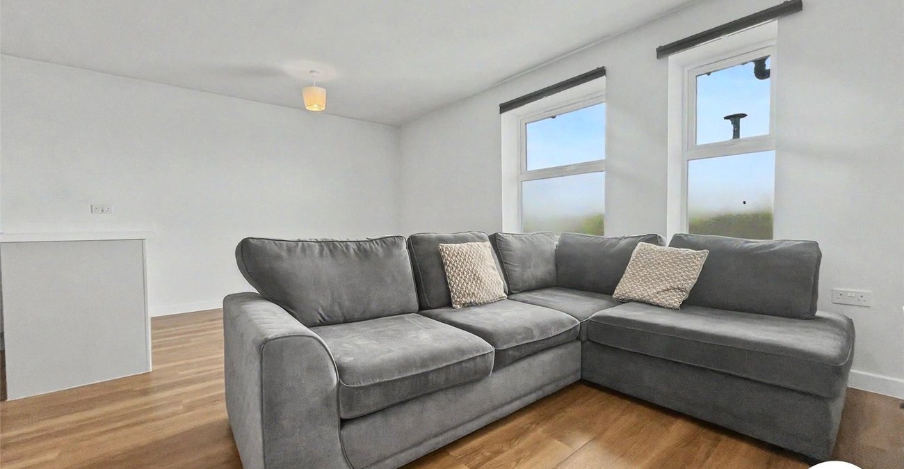1 bedroom property for sale in Chatham | Robinson Michael & Jackson