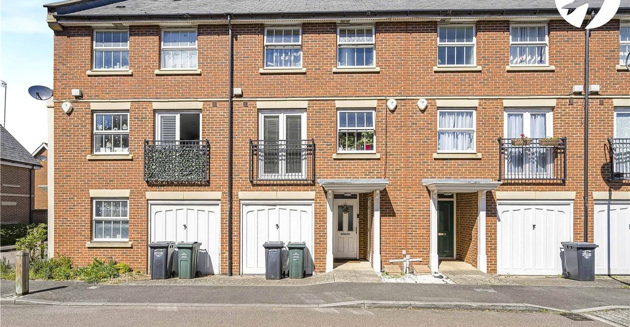 3 bedroom house for sale in Greenhithe | Robinson Jackson