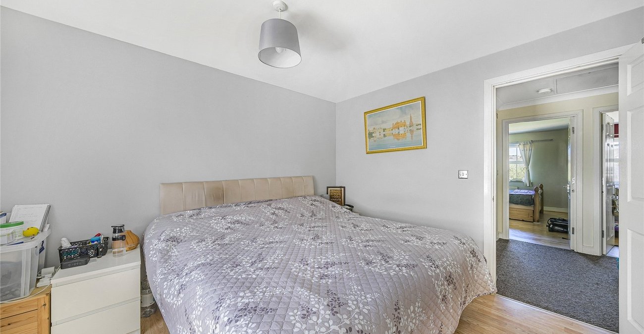 3 bedroom house for sale in Greenhithe | Robinson Jackson