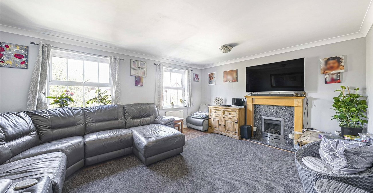 3 bedroom house for sale in Greenhithe | Robinson Jackson