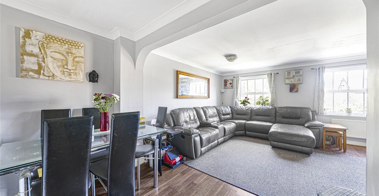 3 bedroom house for sale in Greenhithe | Robinson Jackson