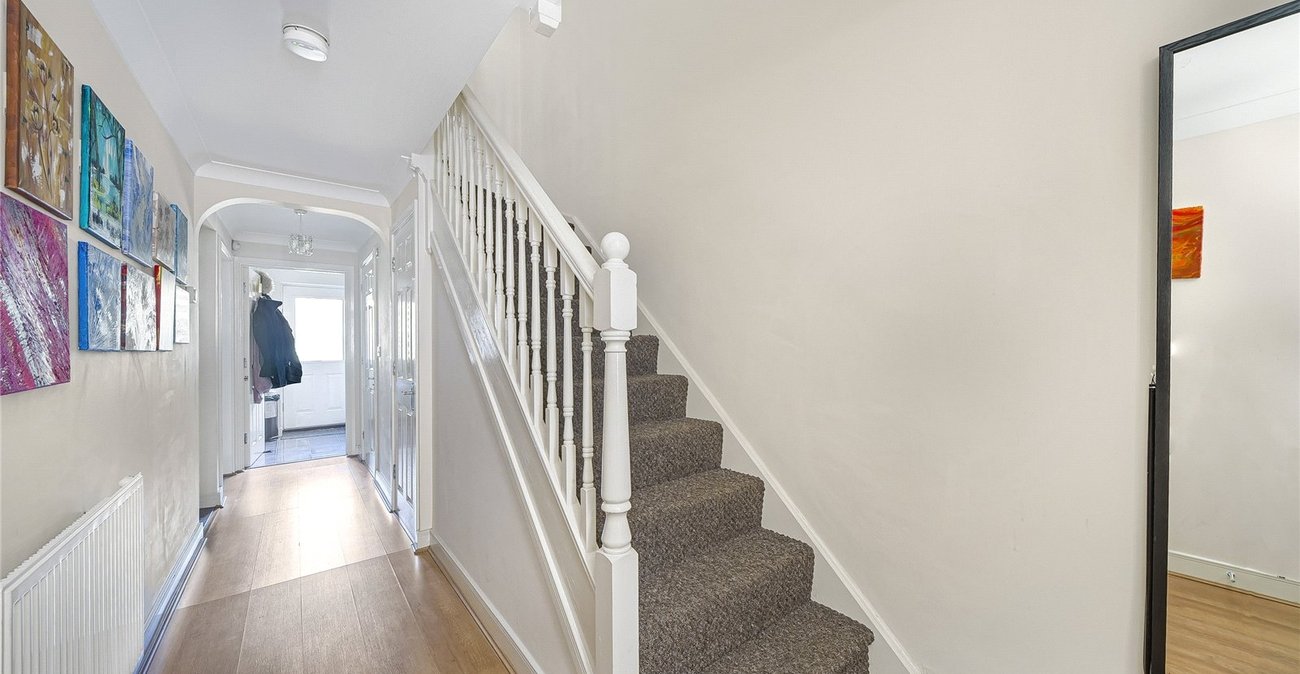 3 bedroom house for sale in Greenhithe | Robinson Jackson