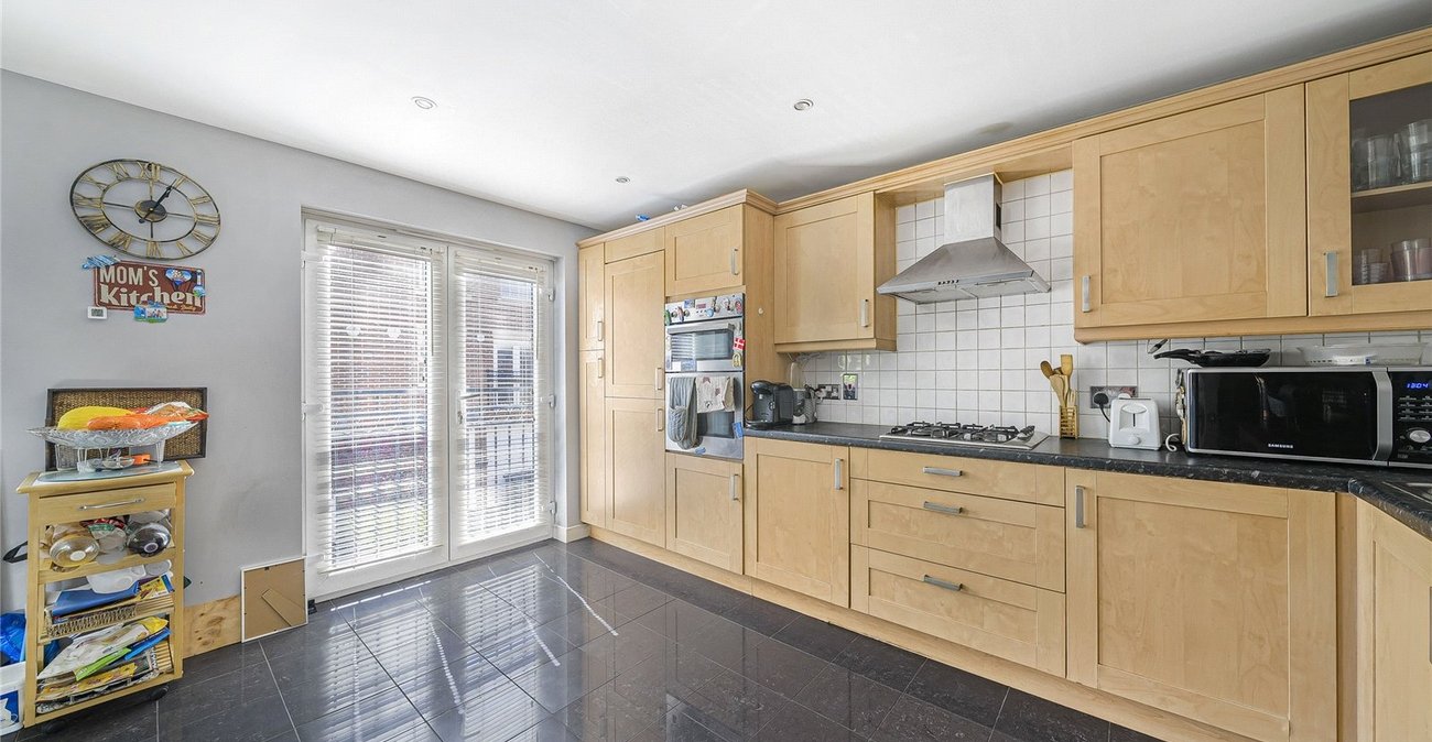3 bedroom house for sale in Greenhithe | Robinson Jackson