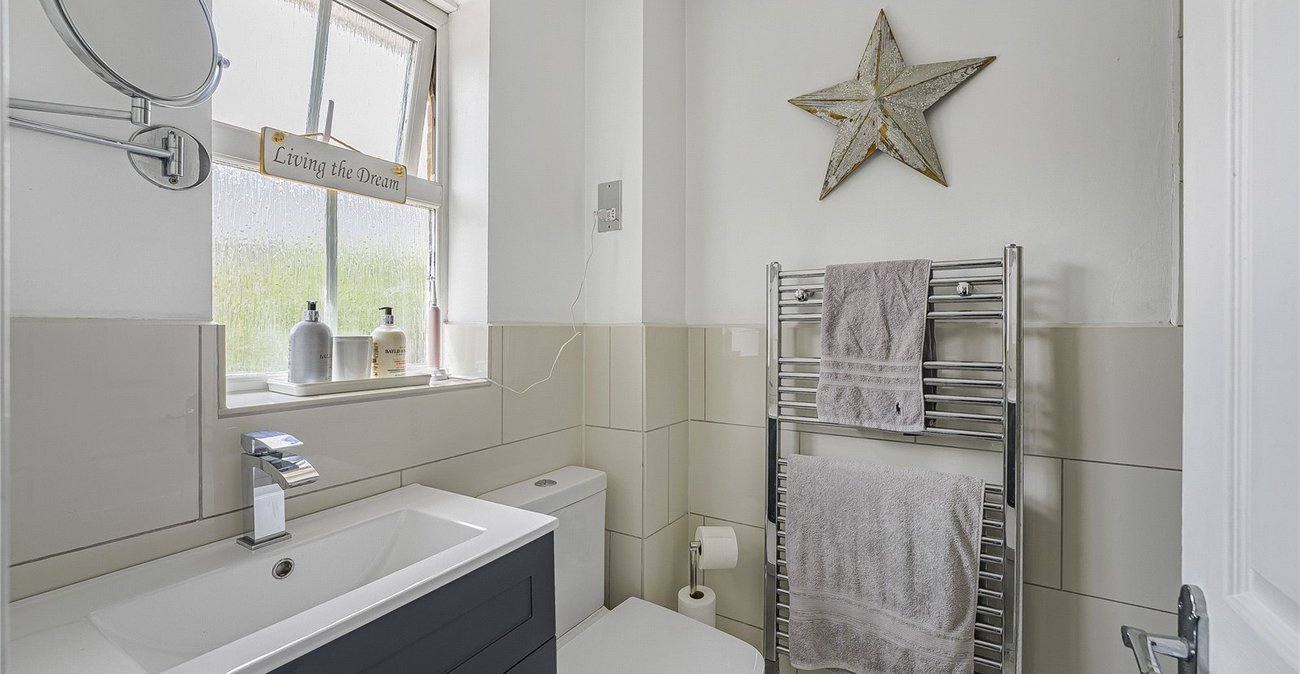 3 bedroom house for sale in Greenhithe | Robinson Jackson
