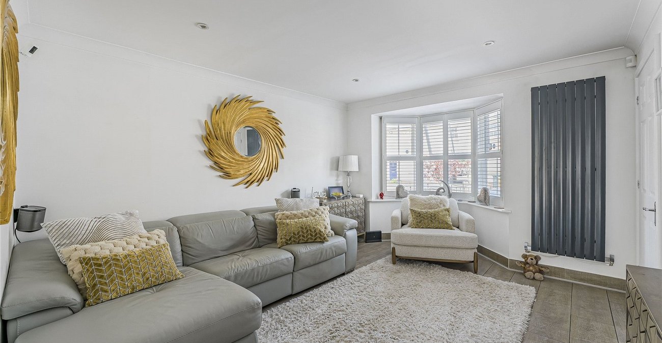 3 bedroom house for sale in Greenhithe | Robinson Jackson