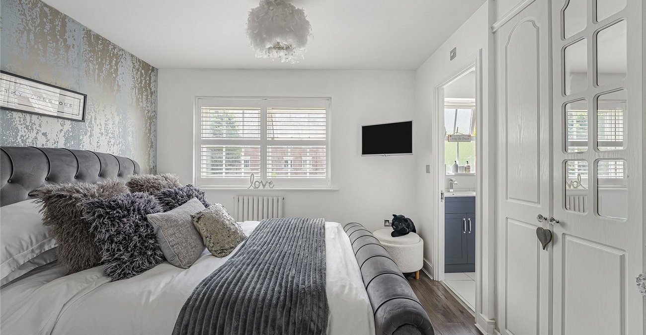 3 bedroom house for sale in Greenhithe | Robinson Jackson
