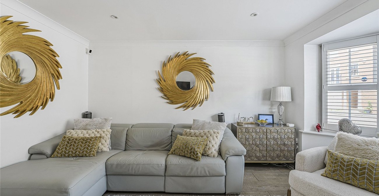 3 bedroom house for sale in Greenhithe | Robinson Jackson