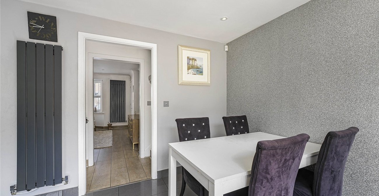 3 bedroom house for sale in Greenhithe | Robinson Jackson