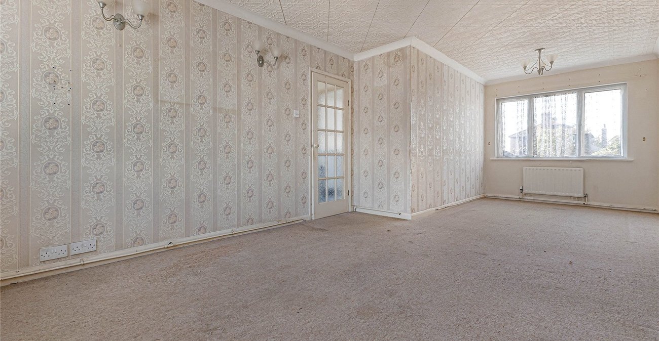 3 bedroom house for sale in Cliffe | Robinson Michael & Jackson