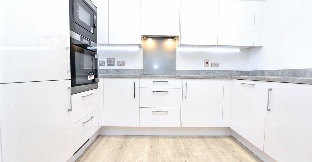 2 bedroom property for sale in Bexleyheath | Robinson Jackson