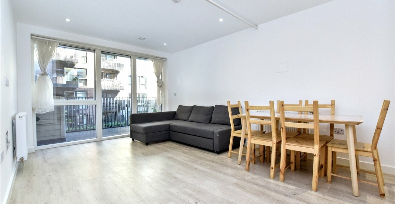 2 bedroom property for sale in Bexleyheath | Robinson Jackson