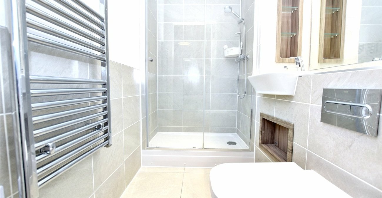 2 bedroom property for sale in Bexleyheath | Robinson Jackson