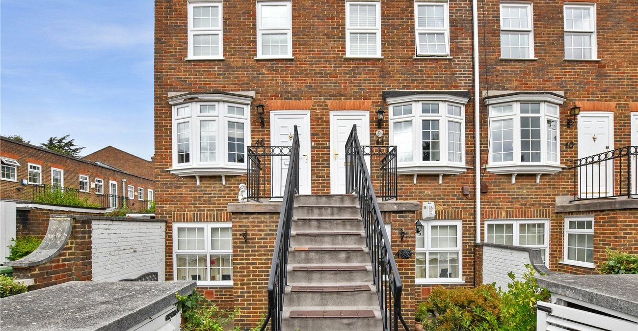 2 bedroom property for sale in Bexleyheath | Robinson Jackson