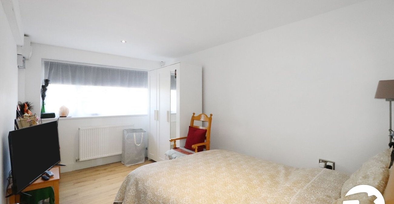 4 bedroom property for sale in Belvedere | Robinson Jackson