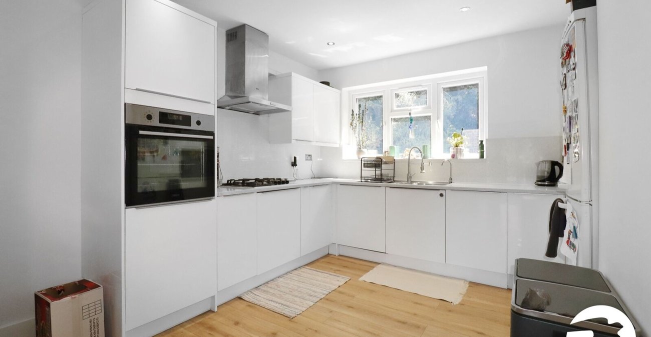 4 bedroom property for sale in Belvedere | Robinson Jackson