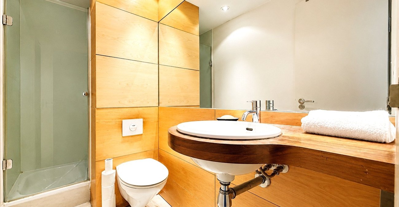 1 bedroom property for sale in London | Robinson Jackson