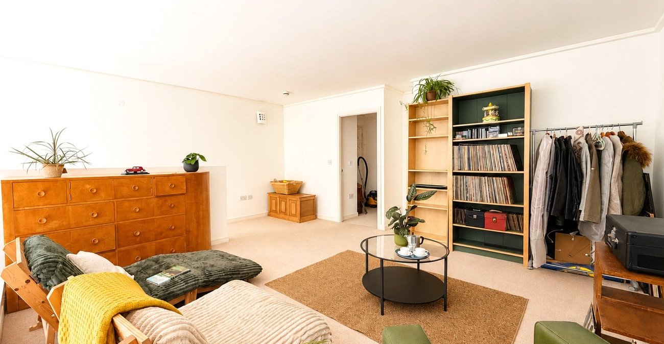 1 bedroom property for sale in London | Robinson Jackson