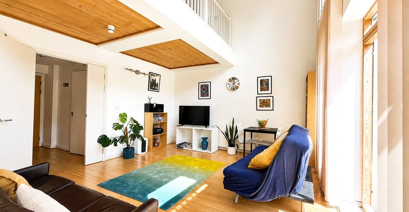 1 bedroom property for sale in London | Robinson Jackson