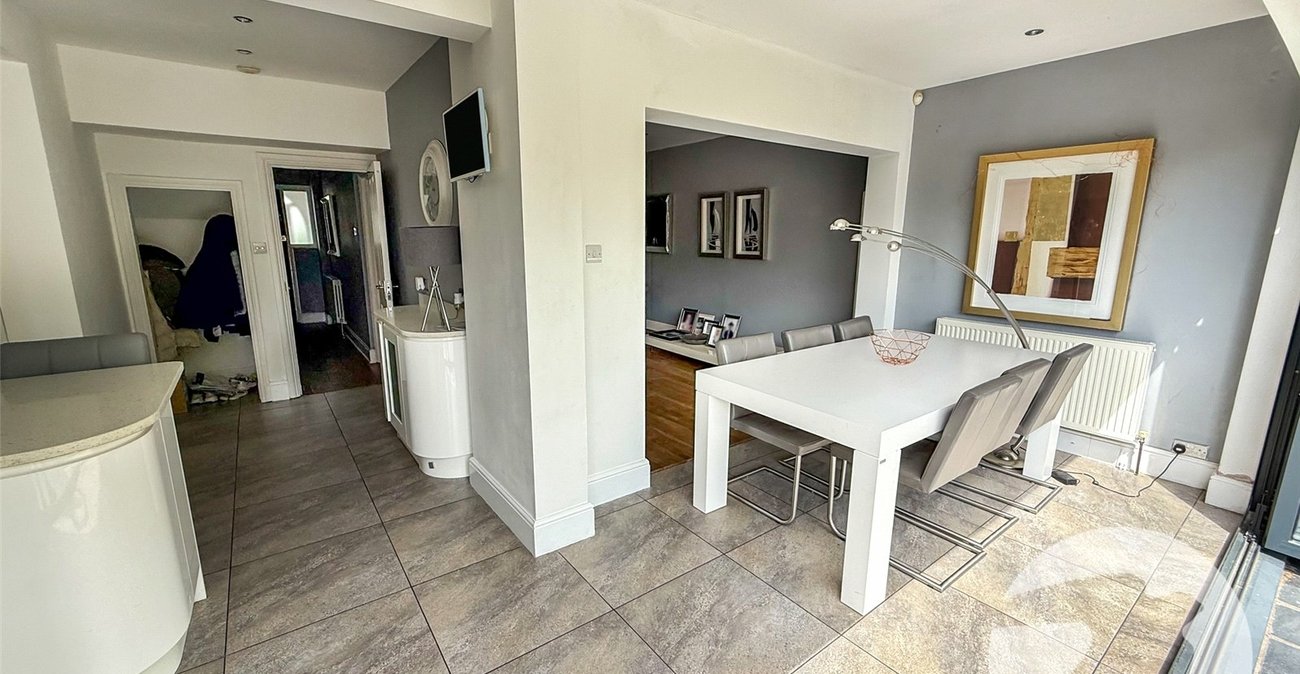 4 bedroom house for sale in Eltham Heights | Robinson Jackson