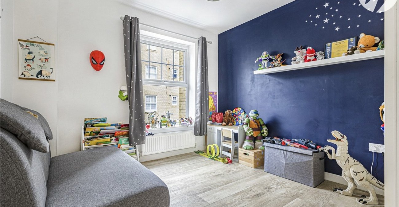 2 bedroom property for sale in Bromley | Robinson Jackson