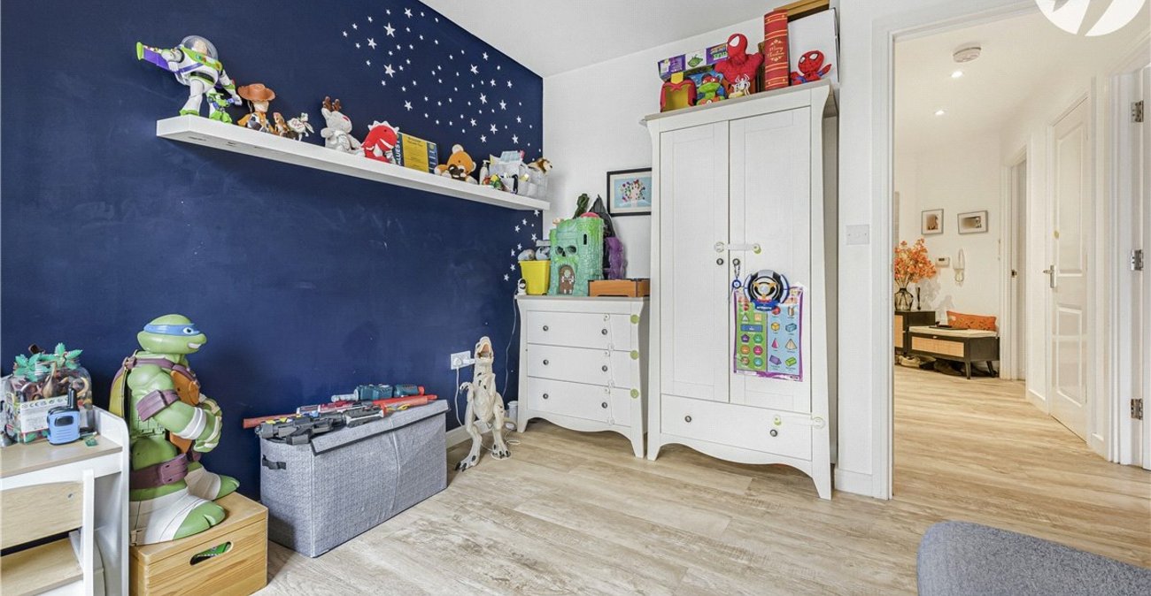 2 bedroom property for sale in Bromley | Robinson Jackson