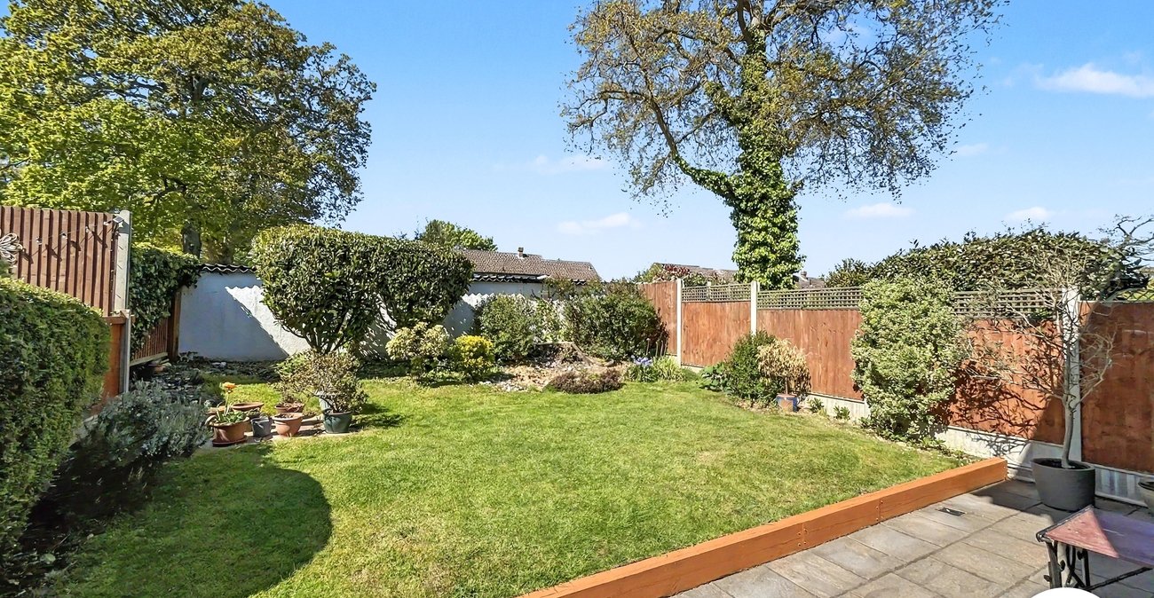 3 bedroom house for sale in Walderslade | Robinson Michael & Jackson