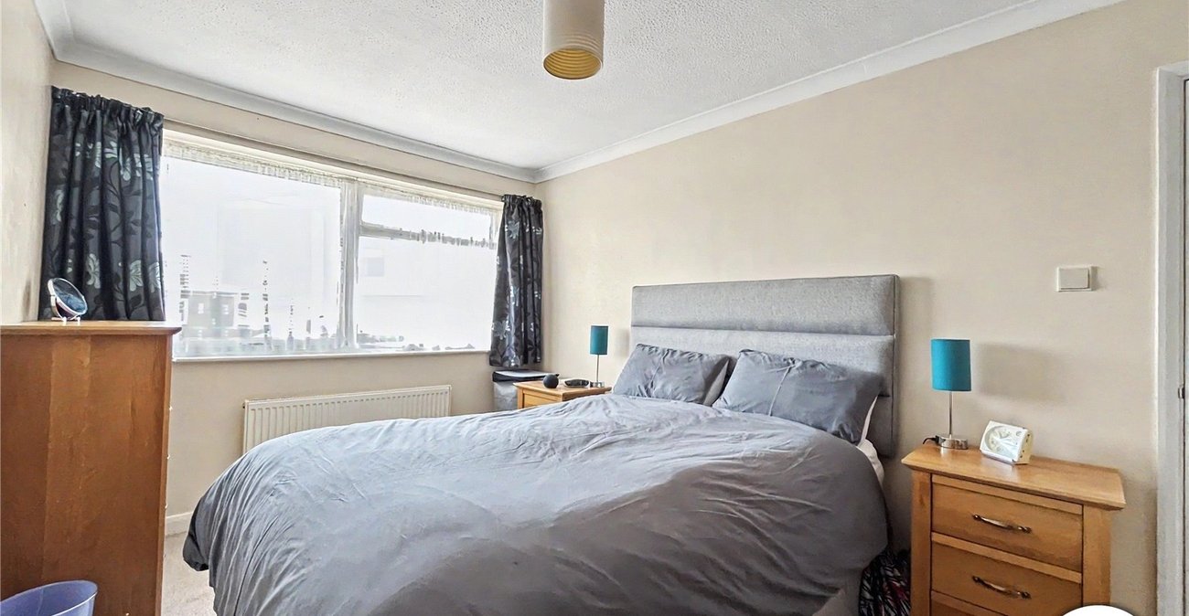 3 bedroom house for sale in Walderslade | Robinson Michael & Jackson