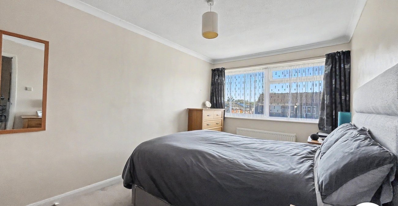 3 bedroom house for sale in Walderslade | Robinson Michael & Jackson