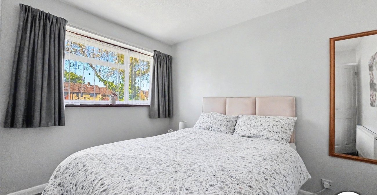 3 bedroom house for sale in Walderslade | Robinson Michael & Jackson