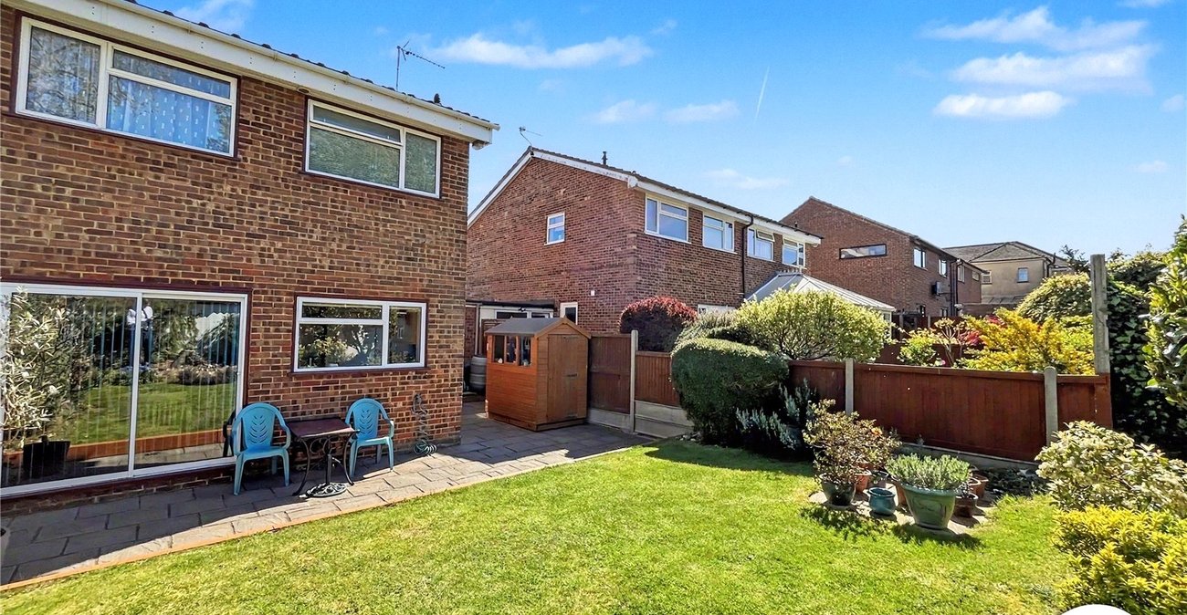 3 bedroom house for sale in Walderslade | Robinson Michael & Jackson